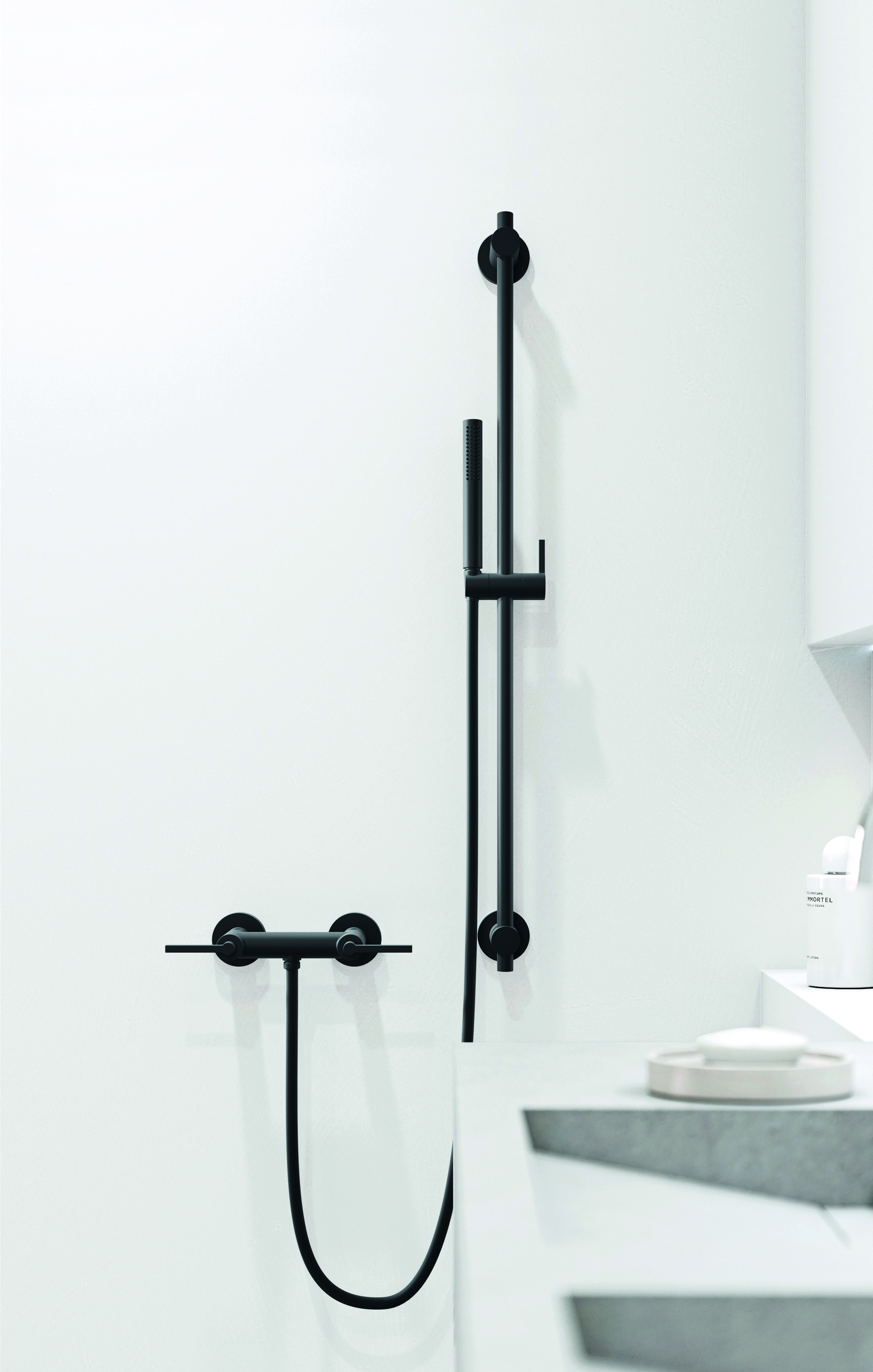 Kludi Nova Fonte Puristic zestaw prysznicowy ścienny czarny mat 2084039-15