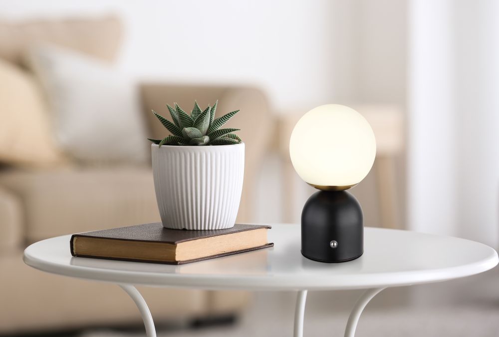 Globo Lighting Julsy lampa stołowa 1x2,5W LED czarny mat/mosiądz mat 21006S