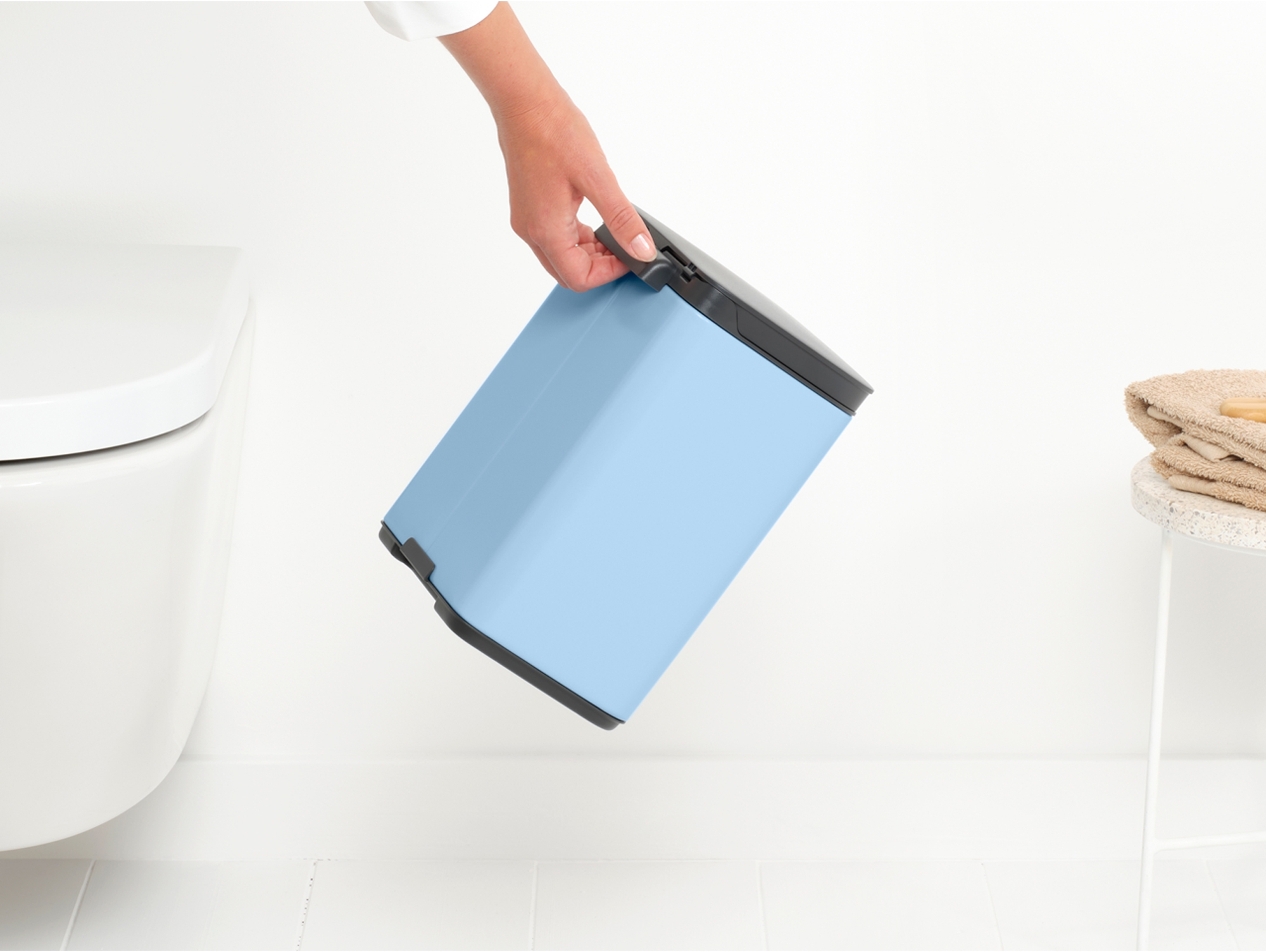 Brabantia Bo kosz na śmieci 4 l niebieski 224003 - Wysyłka w 24h