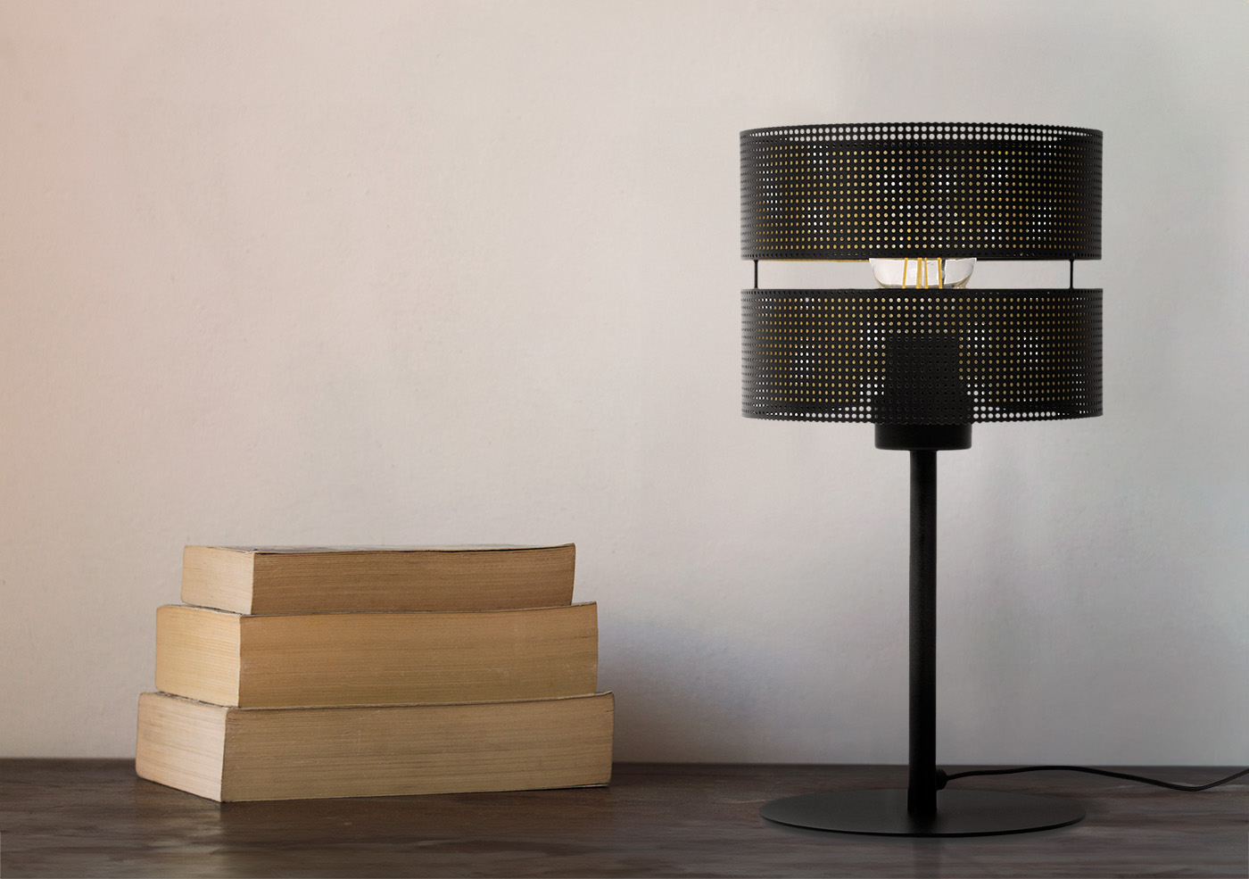 Kaja Zimbo lampa stołowa 1x40 W czarna-złota K-5226