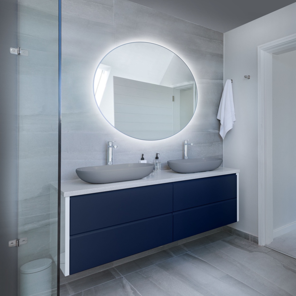 Baltica Design Bright lustro 80 cm okrągłe z oświetleniem LED srebrne barwa zimna