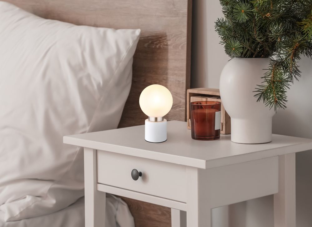 Globo Lighting Marka lampa stołowa 1x25W biały mat/szkło opal satynowe 21003WN