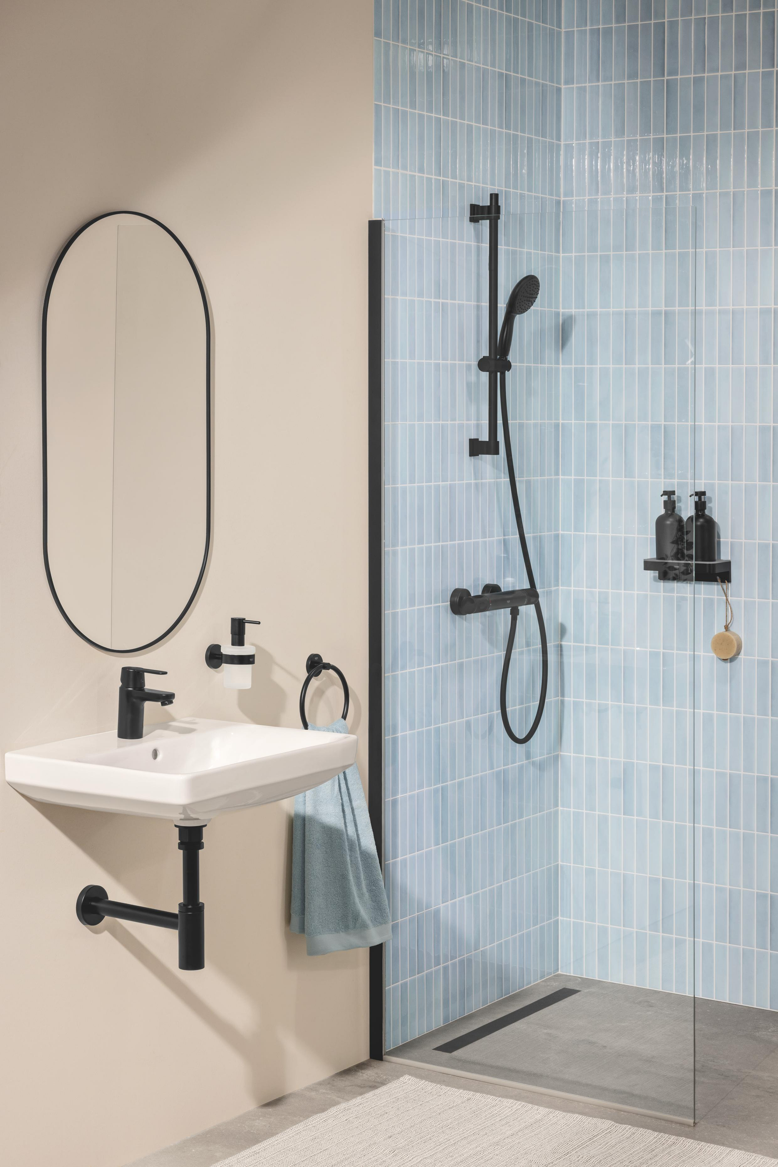 Grohe Vitalio Start 100 zestaw prysznicowy ścienny czarny mat 1062052431