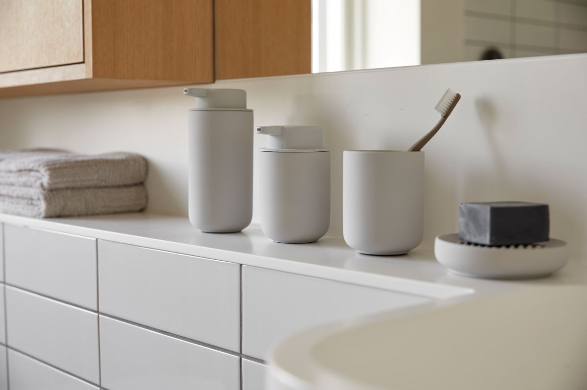 Zone Denmark Ume dozownik do mydła 250 ml szary 331923 - Wysyłka w 24h