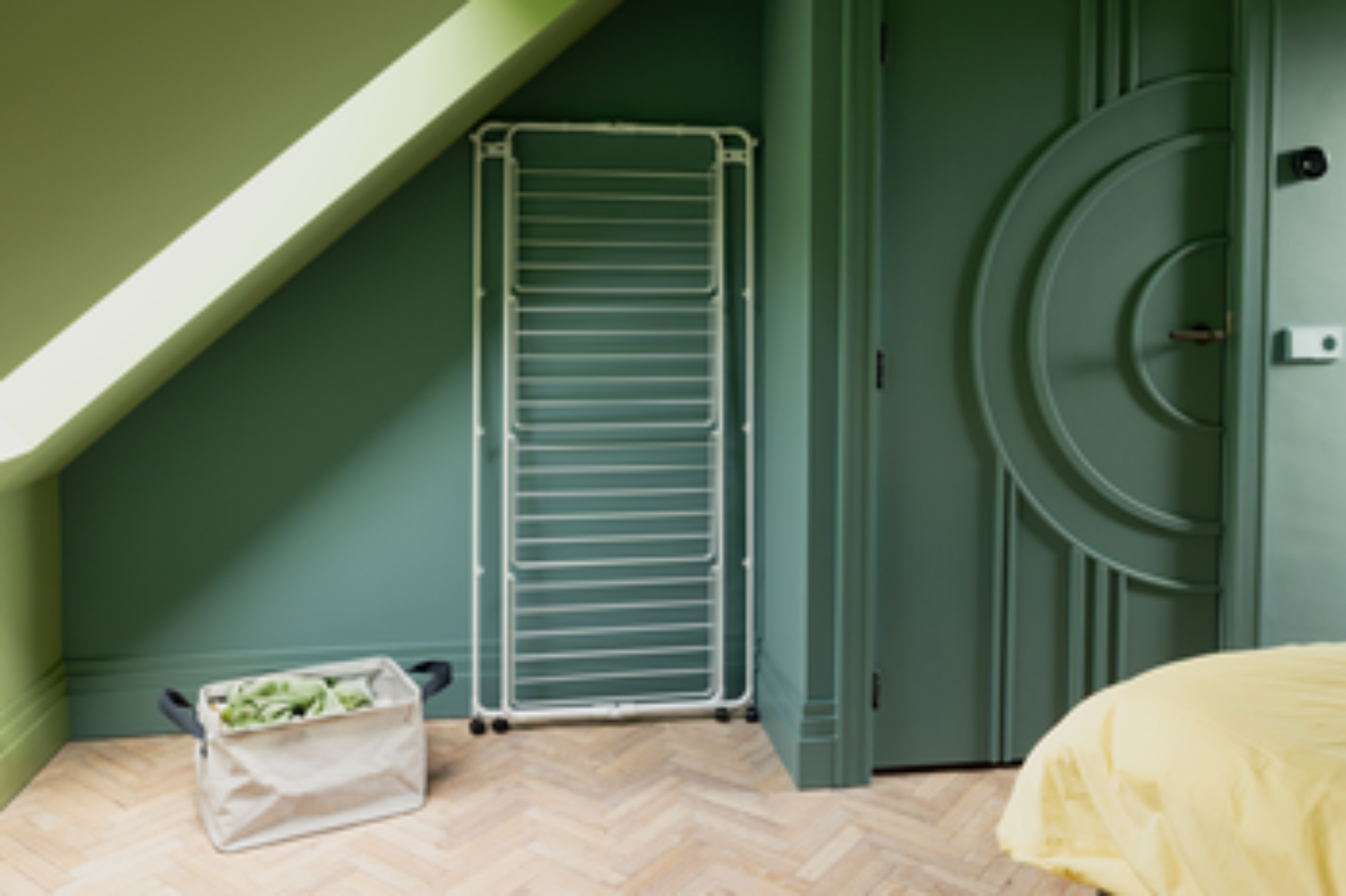 Brabantia HangOn suszarka na pranie Tower stojąca biała 322303