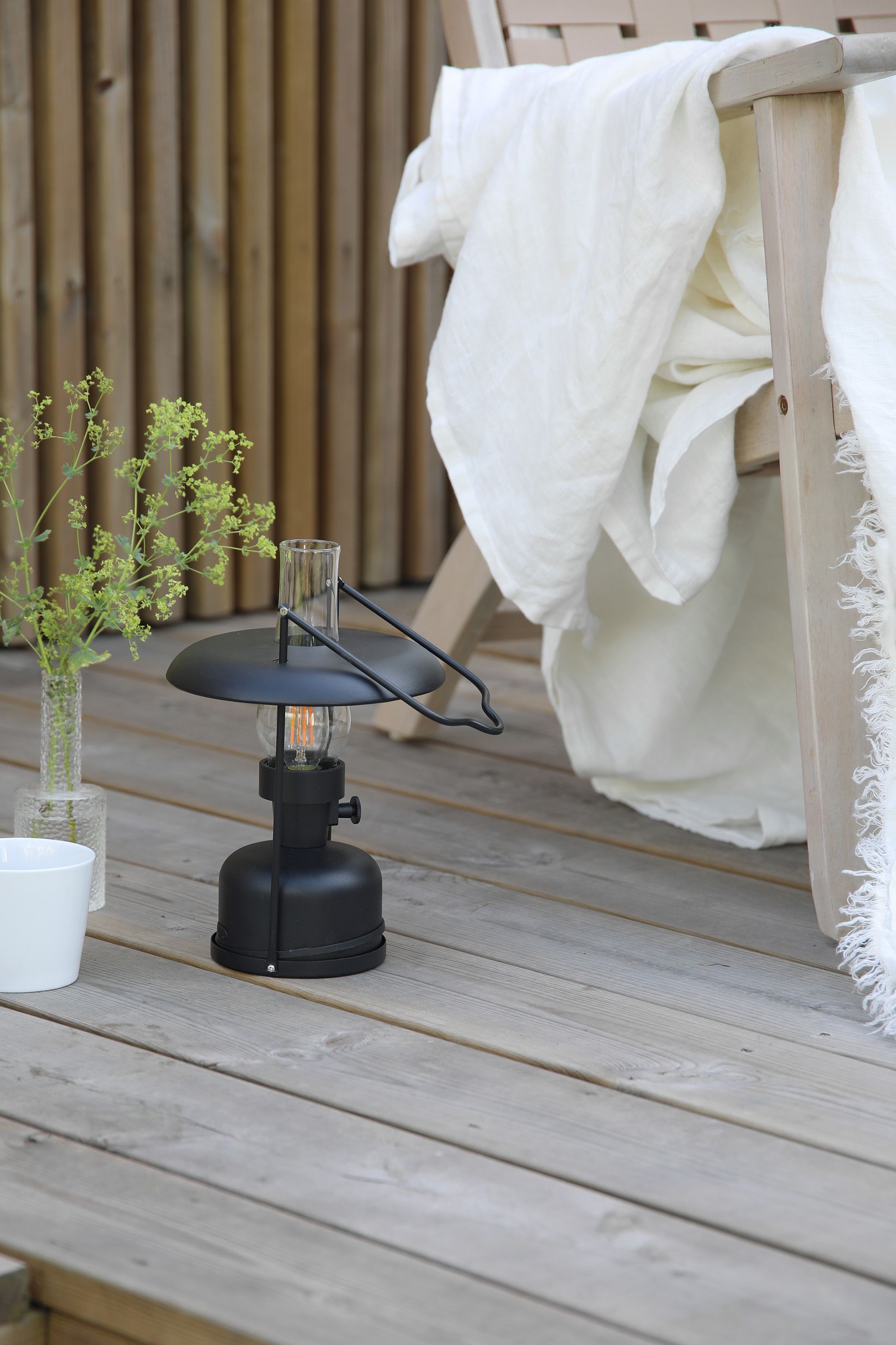 Markslöjd Fanos lampa stołowa zewnętrzna 1x2,5 W czarna 108893