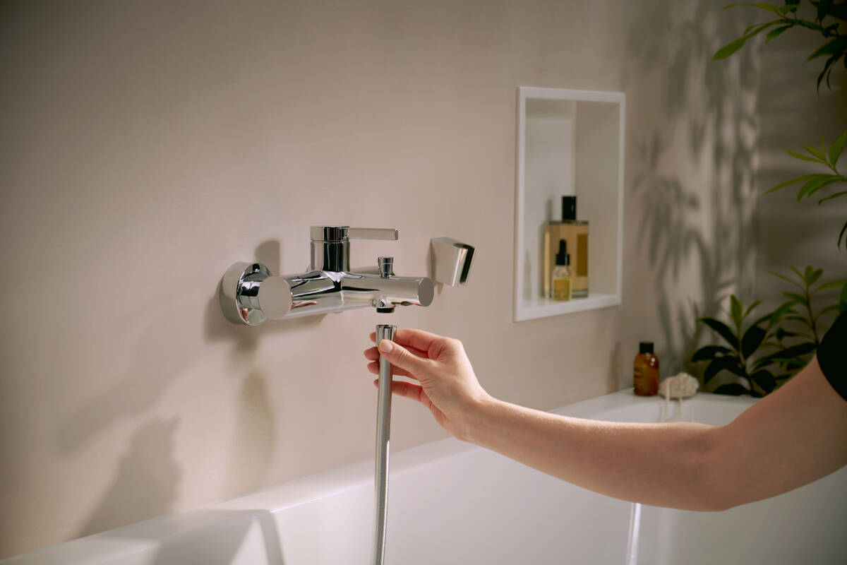 Hansgrohe Zesis S bateria wannowo-prysznicowa ścienna chrom 74420000