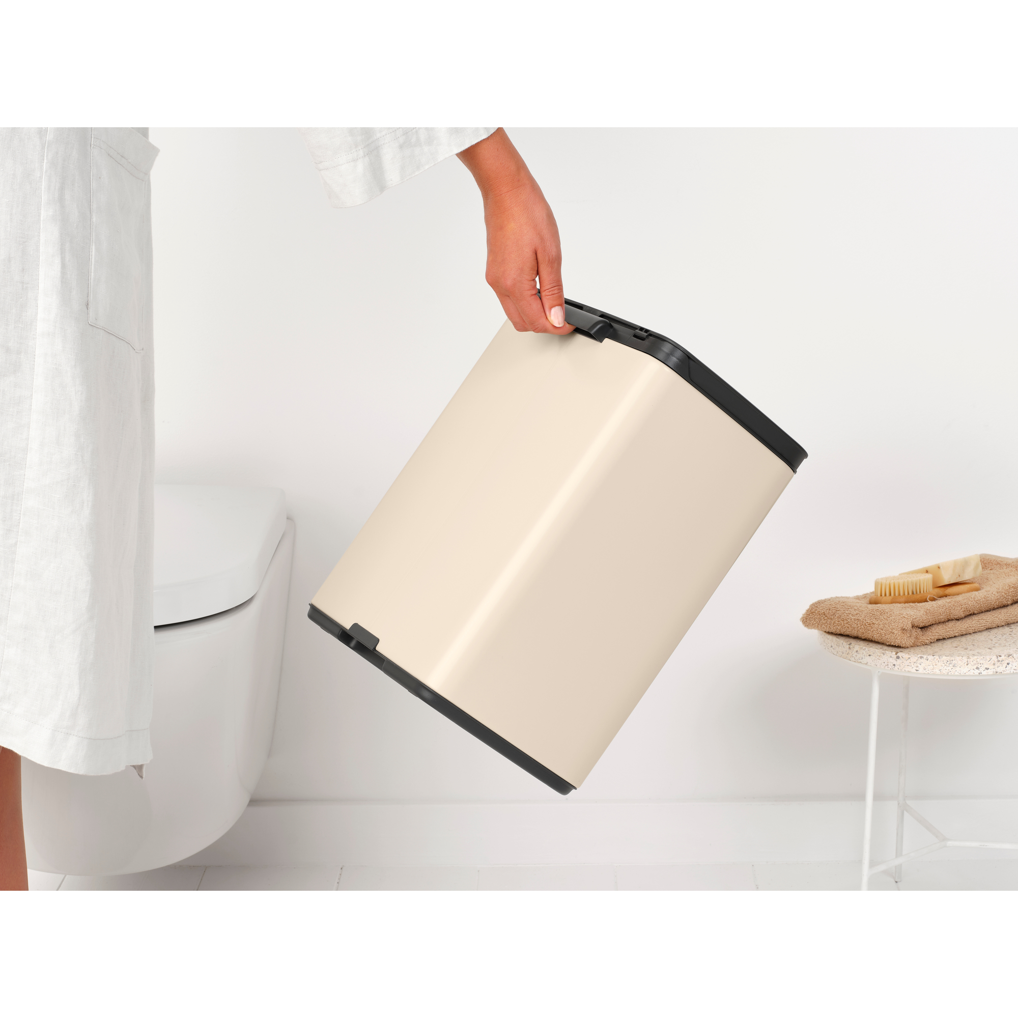Brabantia Bo kosz na śmieci 12 l 234125