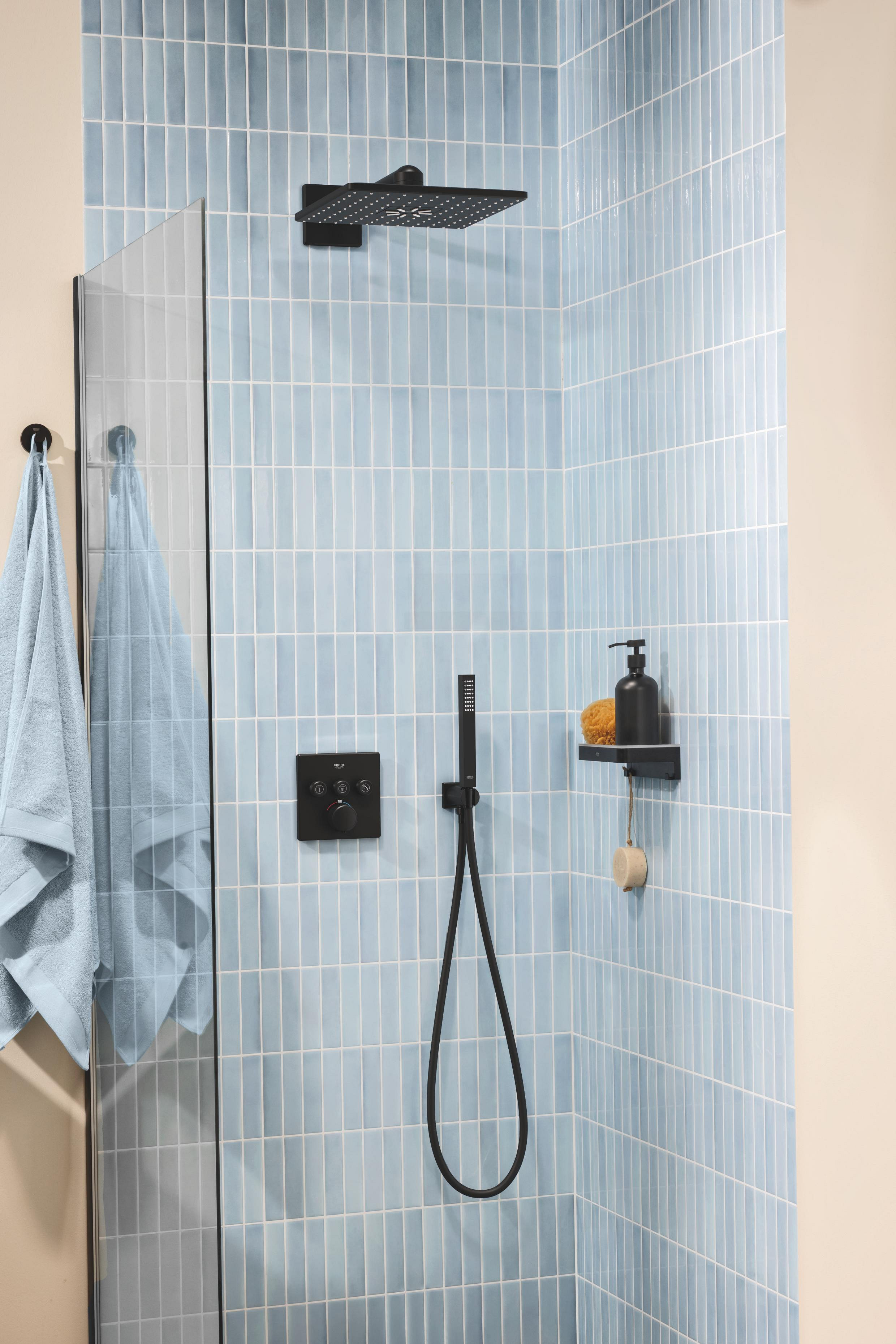 Grohe SmartControl zestaw wannowo-prysznicowy podtynkowy termostatyczny czarny mat 348752430