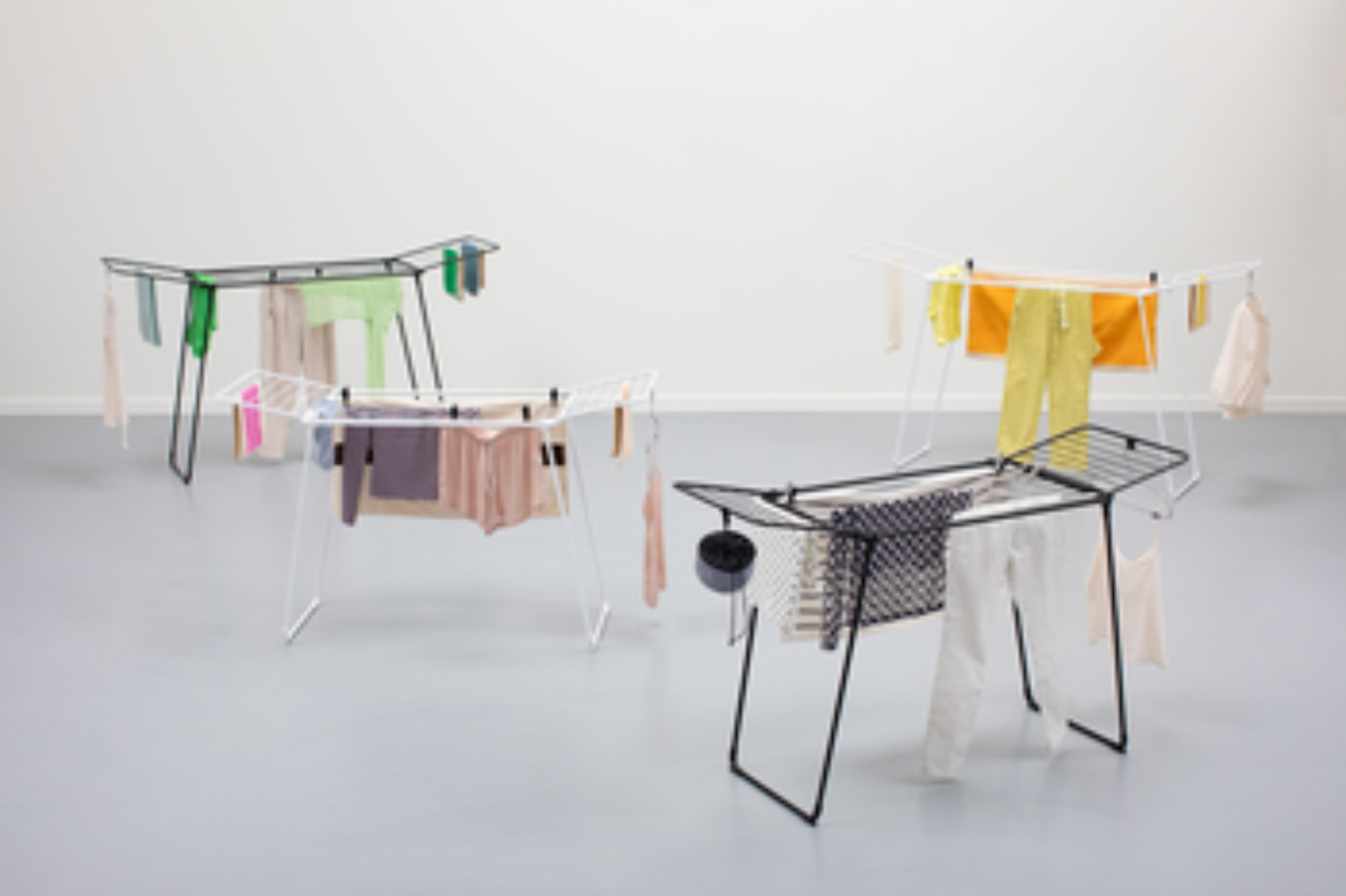 Brabantia HangOn suszarka na pranie Drying Rack Too stojąca czarna 232442