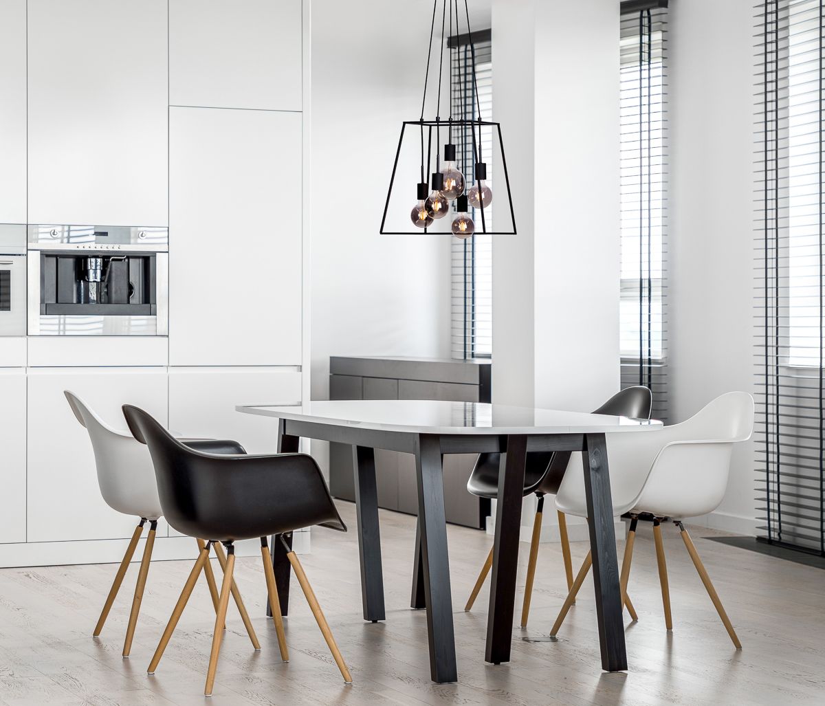 Italux Almodovi lampa wisząca 5x20 W czarna PND-11532-5-BL