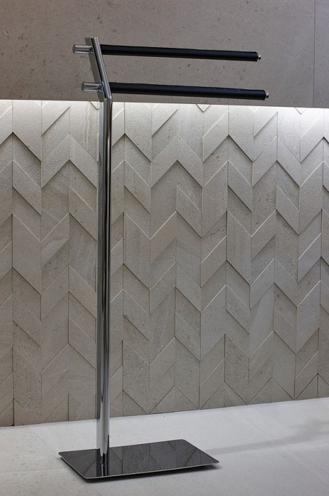 Q-Bath Modern Look wieszak na ręcznik podwójny stojący chrom/czarny AWD02341561