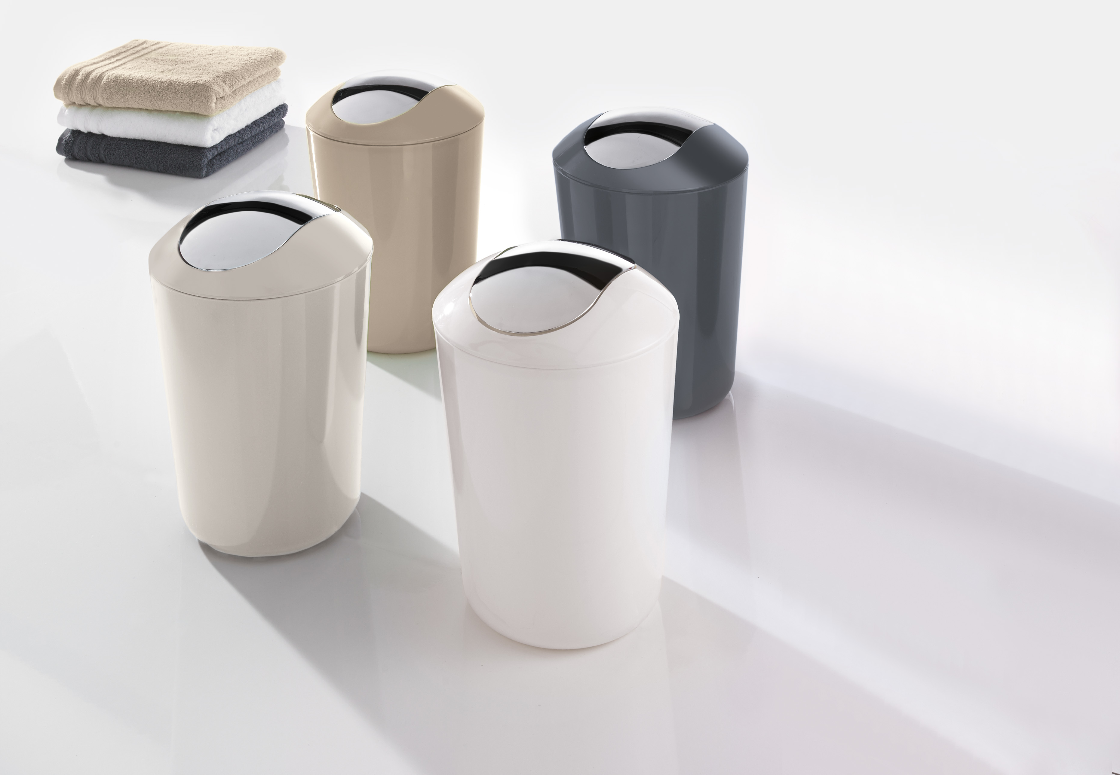 Kleine Wolke Glossy kosz na śmieci 5 l biały/chrom 5063115858 - Wysyłka w 24h