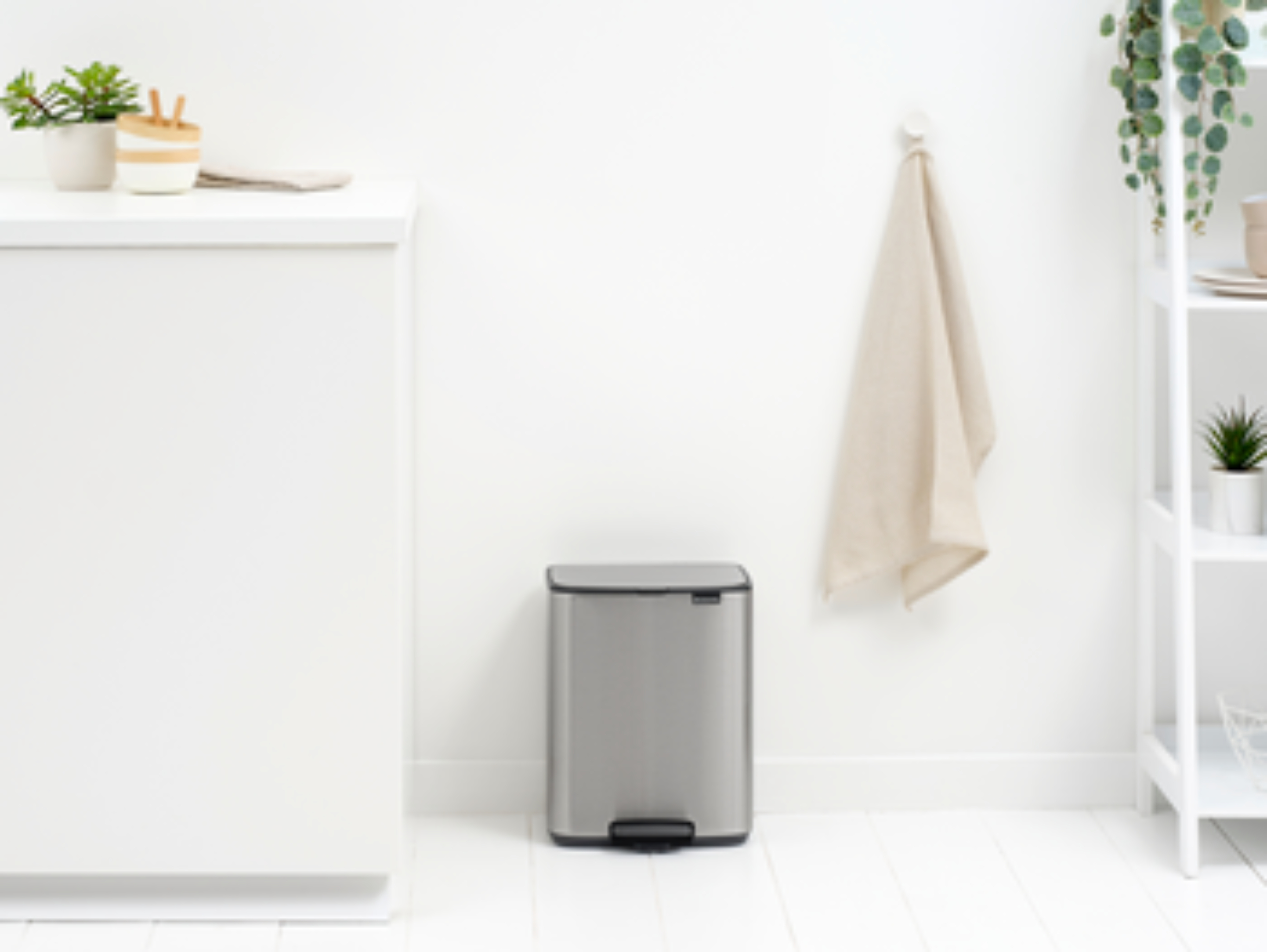 Brabantia Bo kosz na śmieci 12 l stal 238048