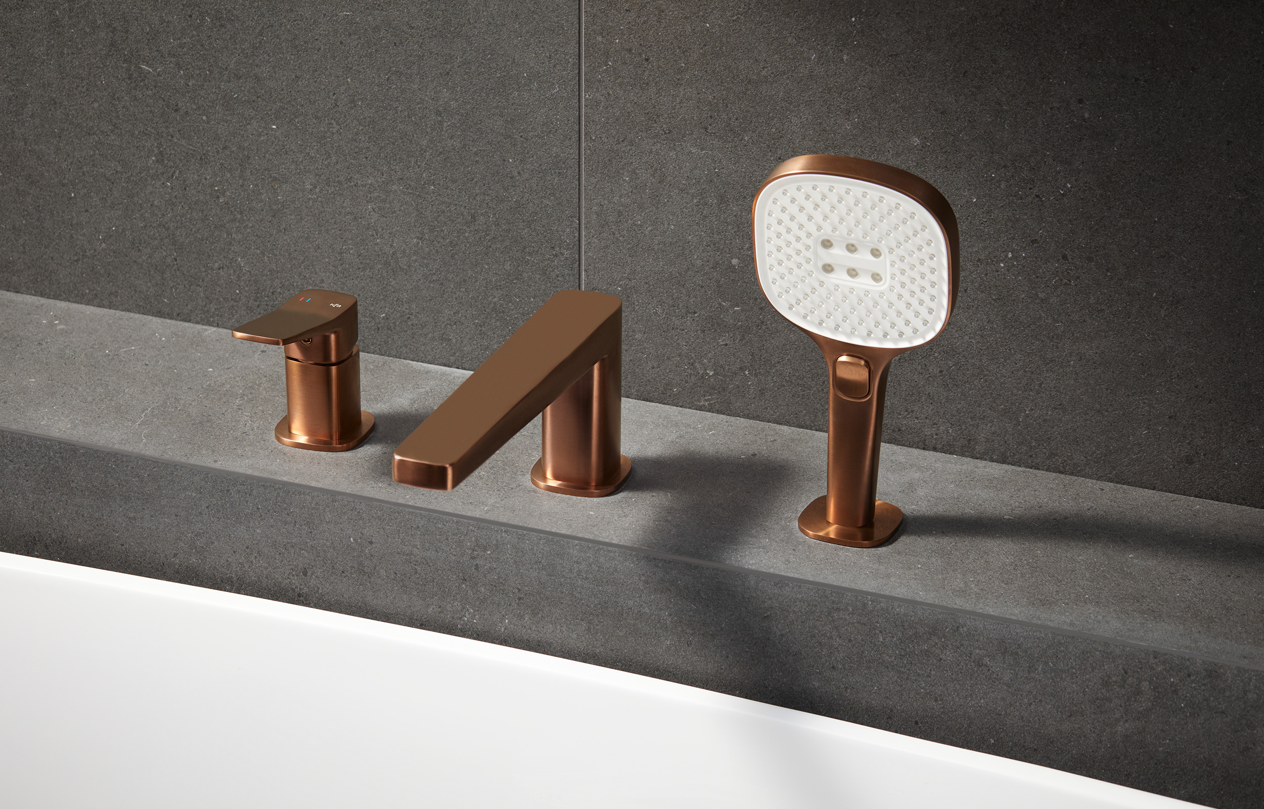 KFA Armatura Malaga Rose Gold bateria wannowo-prysznicowa nawannowa różowe złoto szczotkowane 4525-210-34