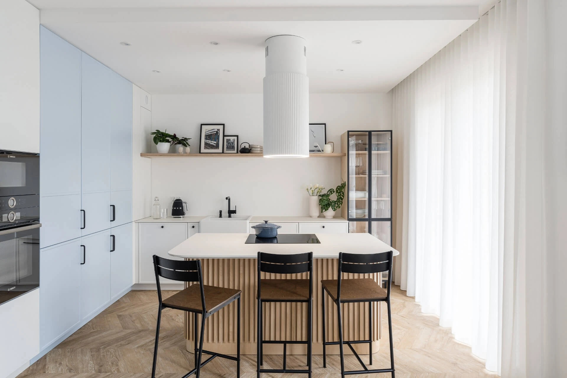 Ciarko Design Monogram W okap kuchenny 38 cm wyspowy biały CDW3802B