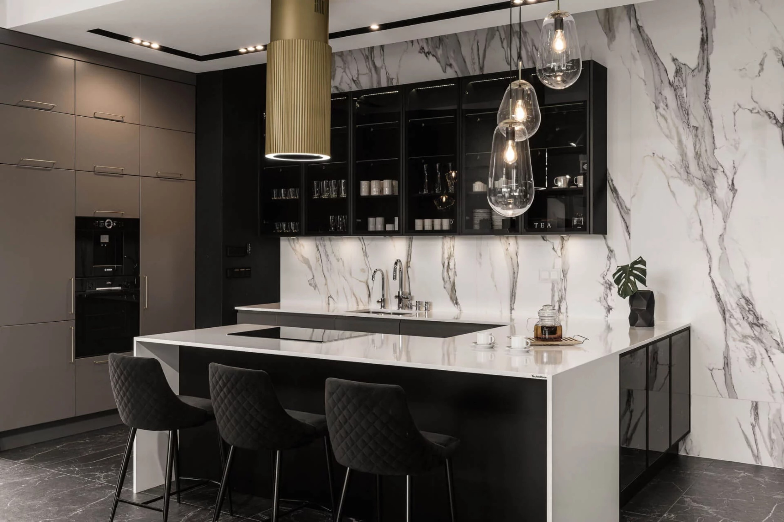 Ciarko Design Monogram W okap kuchenny 38 cm wyspowy złoty CDW3802Z