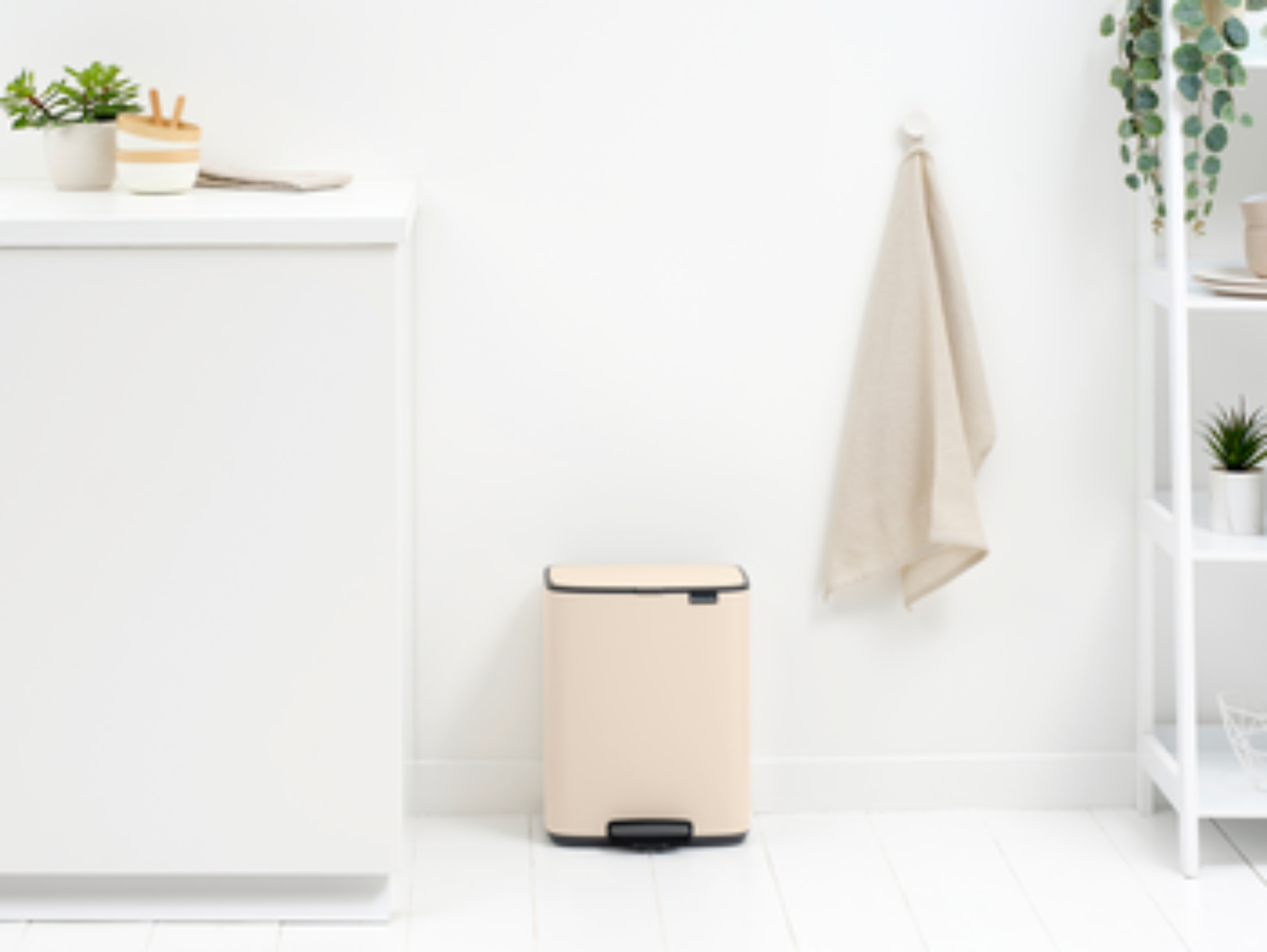 Brabantia Bo kosz na śmieci 12 l beżowy 238024