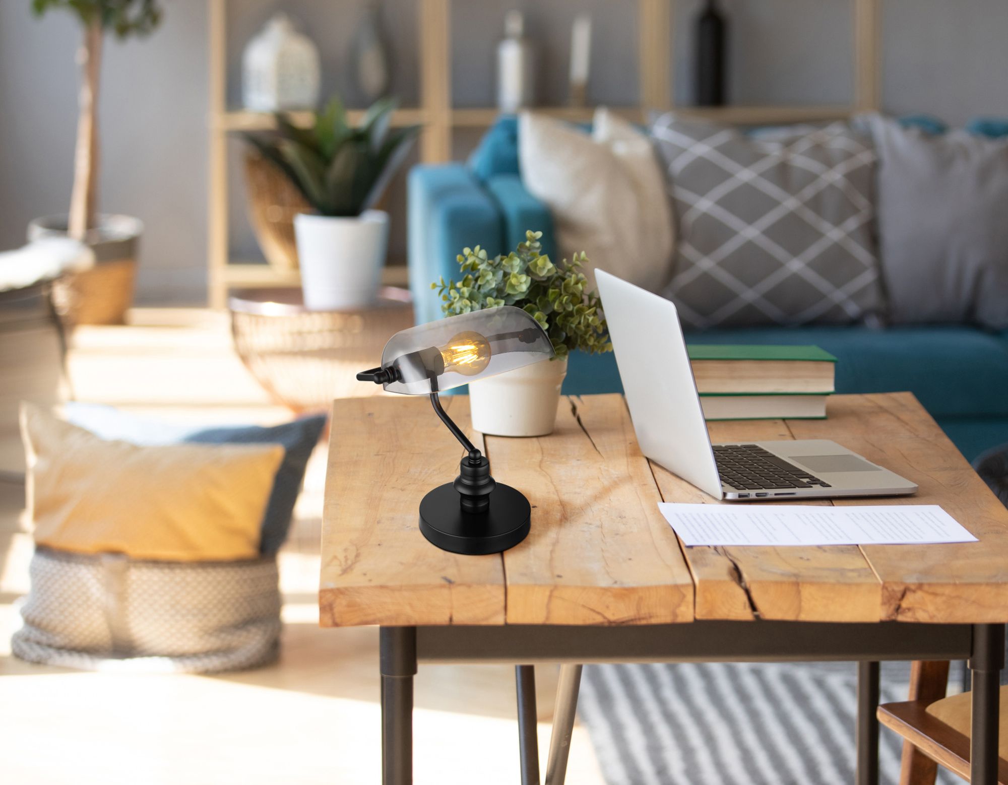 Globo Lighting Antique lampa stołowa 1x60 W czarna-przydymiona 2491B