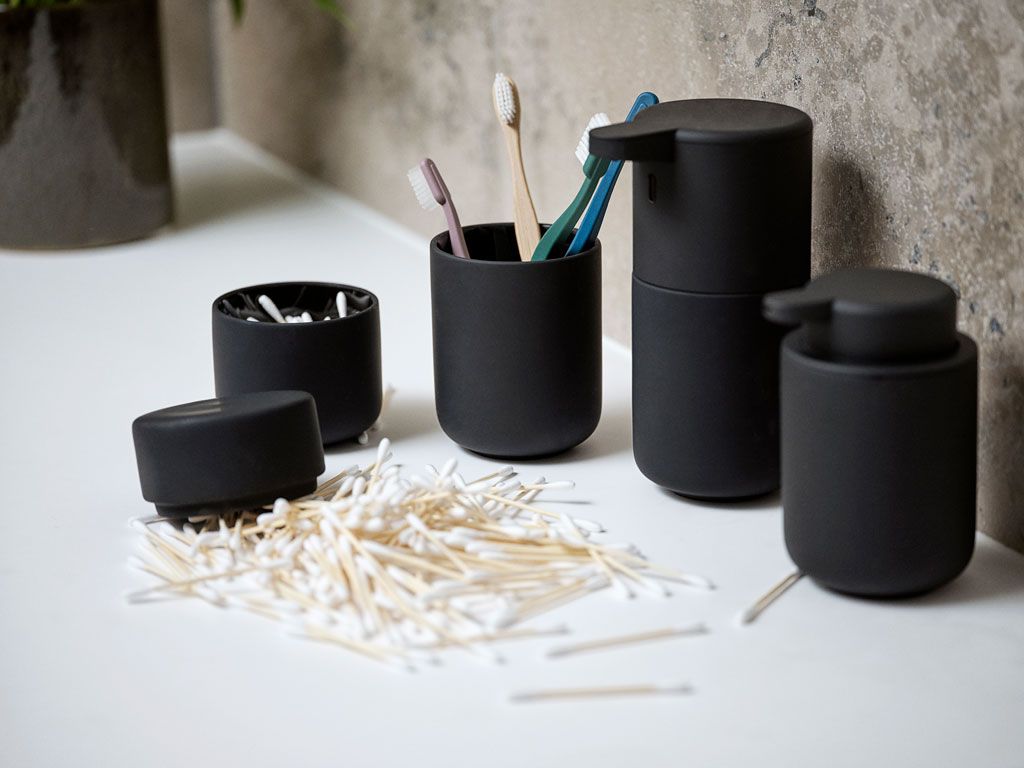 Zone Denmark Ume dozownik do mydła 250 ml czarny 330393