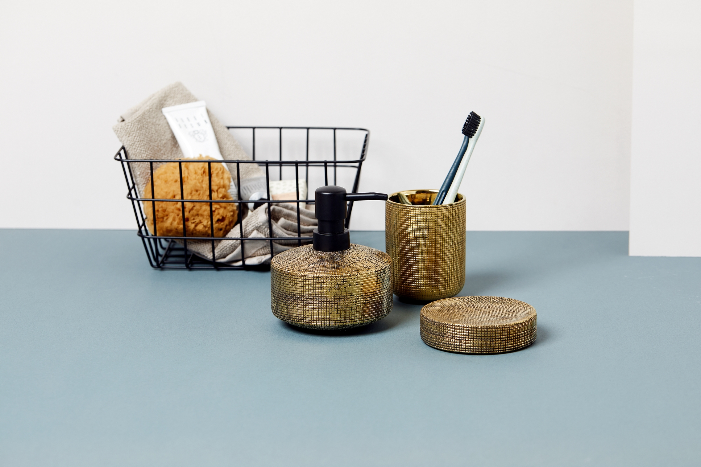 Wenko Rivara dozownik do mydła 400 ml złoty 24401100