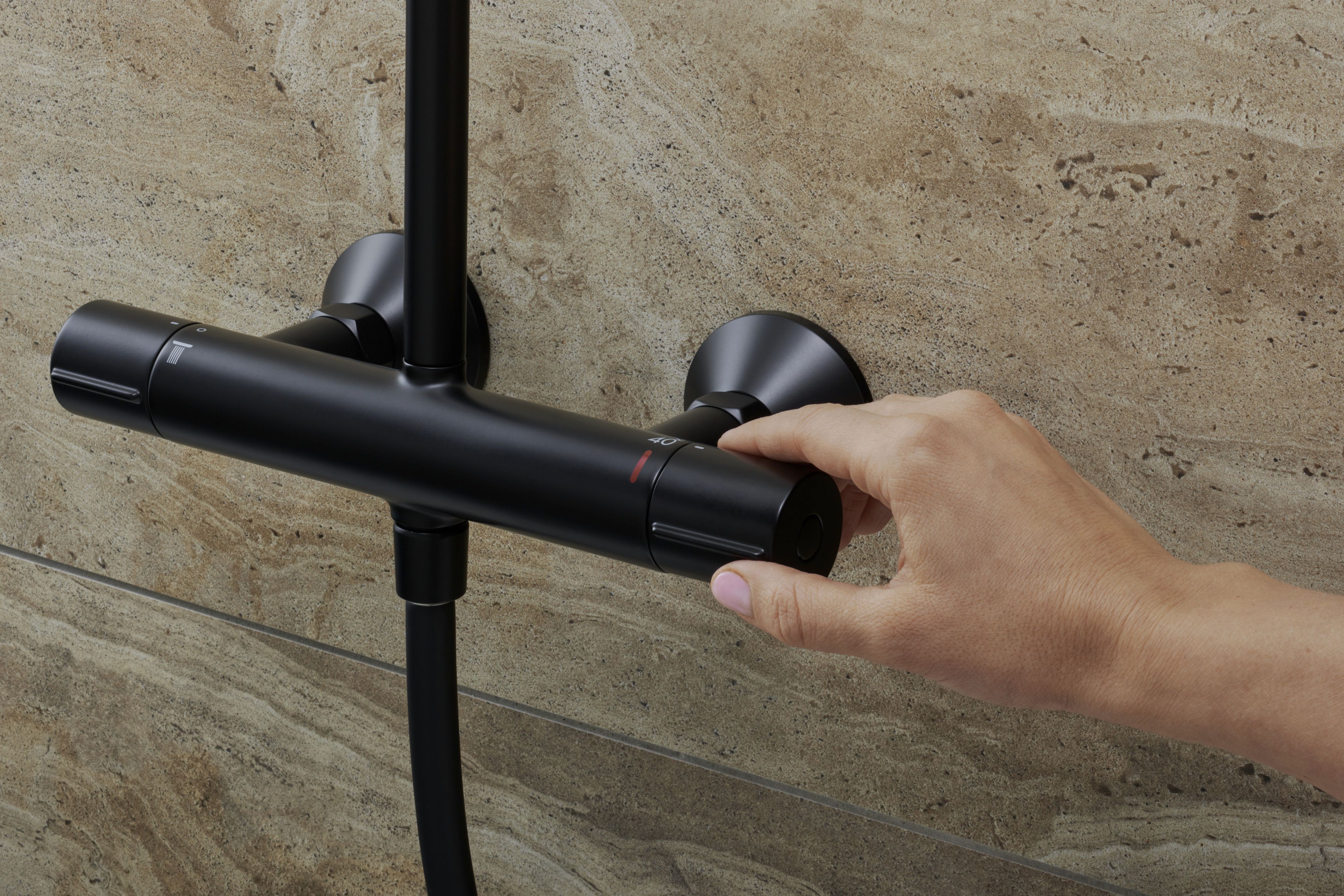 Hansgrohe Vernis Blend zestaw wannowo-prysznicowy ścienny termostatyczny z deszczownicą czarny mat 26426670