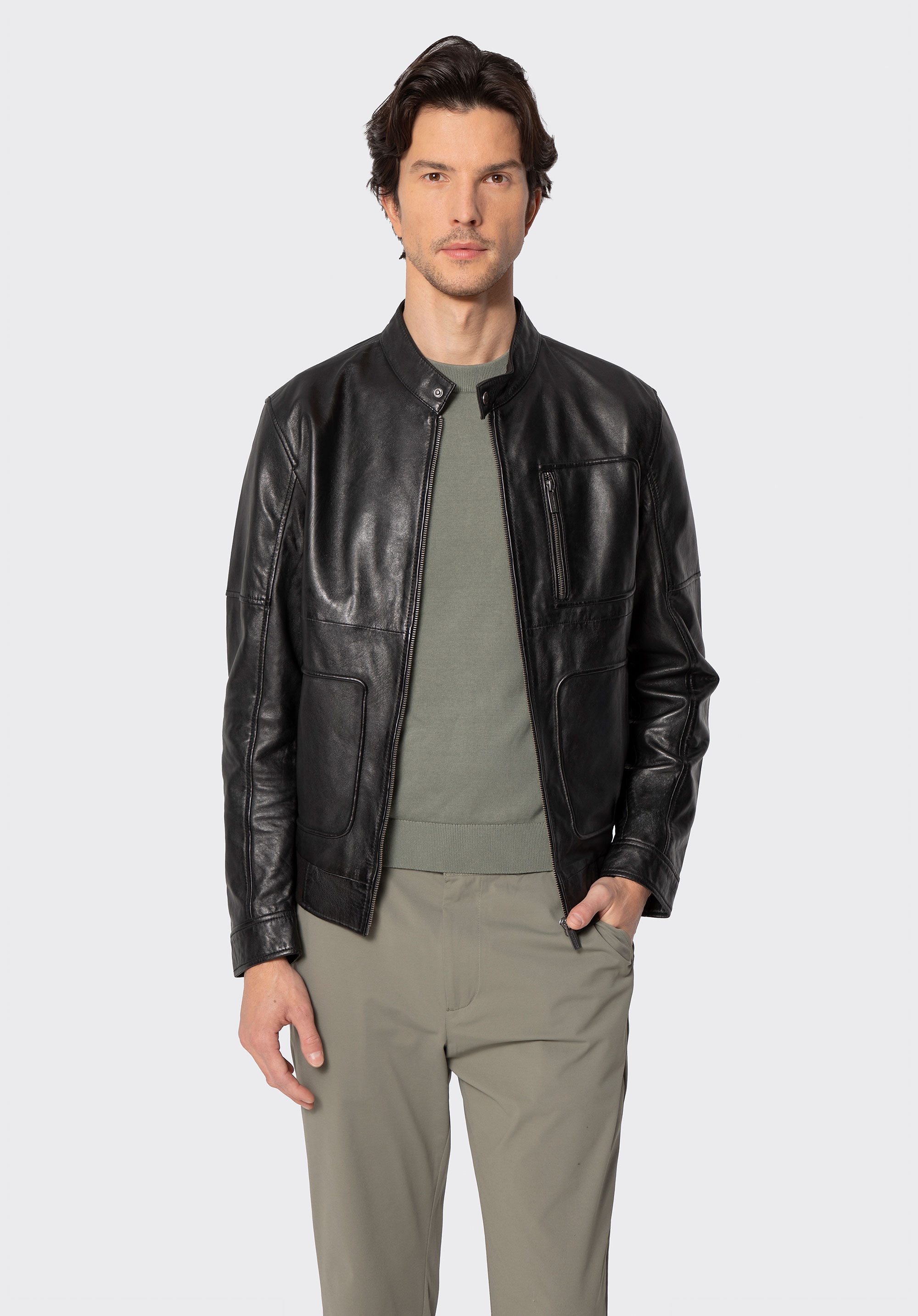 Męska kurtka ze skóry owczej z prostokątnymi kieszeniami czarna