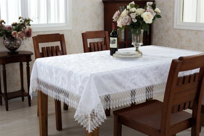 Obrus Grande Gipiura 261 rozm 85x85 kolor: Biały