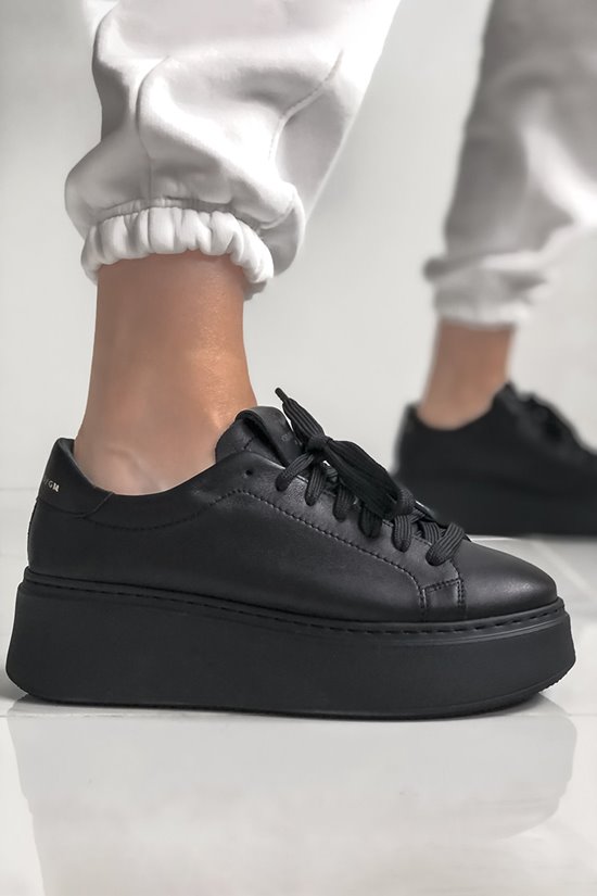 Sneakersy SN41 - 1 Czarny lico