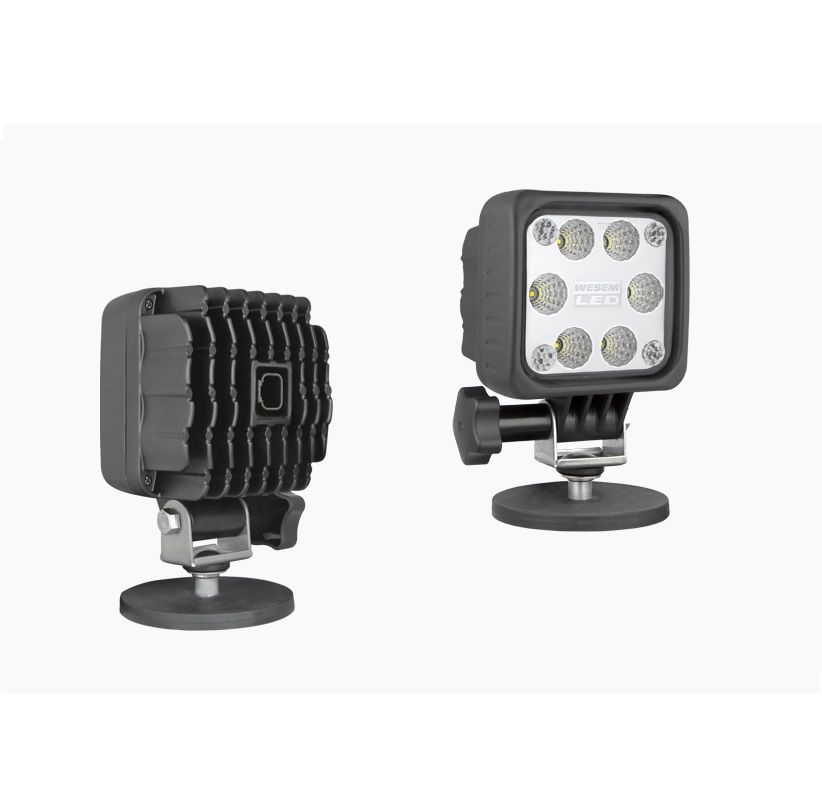 Lampa robocza LED F50° 2500lm z uchwytem magnetycznym i złączem Deutsch DT04-2P LED6F.49997 Wesem