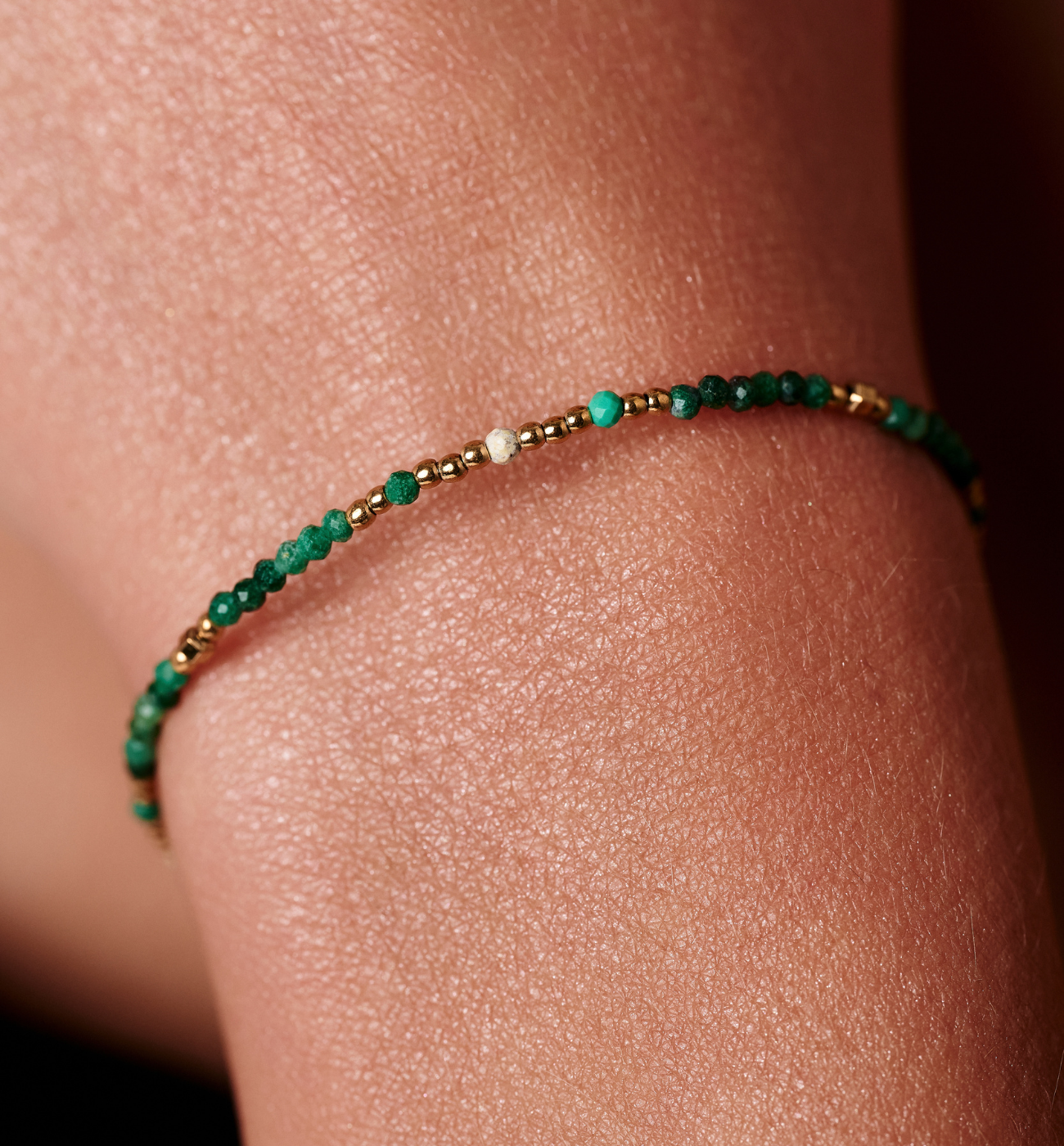 Bransoletka z zielonymi jadeitami Serenity - By Dziubeka