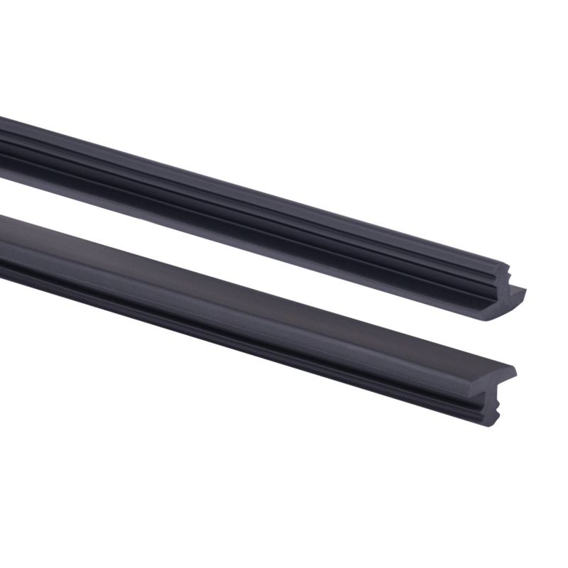 Profil schodowy PCV 4,5 mm QUEST, antypoślizgowy rowkowany nosek schodowy PR - czarny, 25m