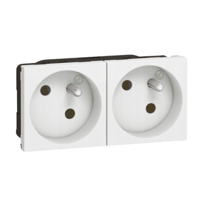 Gniazdo Podwójne z Uziemieniem 16A 250V Zaciski Automatyczne Legrand 077142 1 Szt