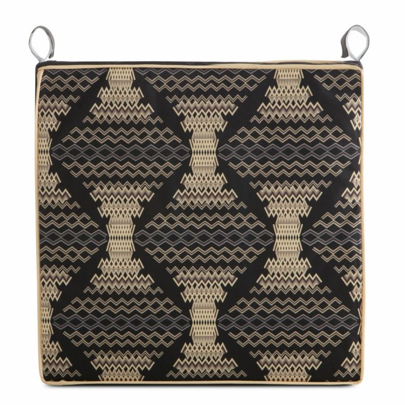 Poduszka na krzesło GARDEN 18B Eurofirany 42 x 42 cm beżowo czarna zdobione geometrycznym wzorem 1 szt.