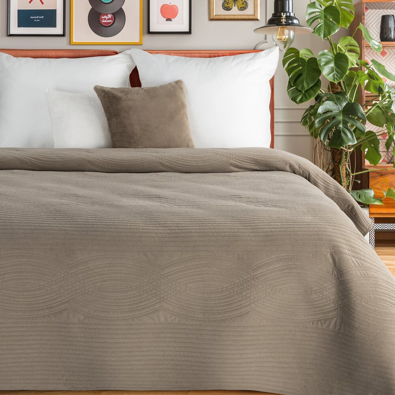 Narzuta na łóżko 220x240 cm VENEZIA ze wzorem geometrycznym beżowa