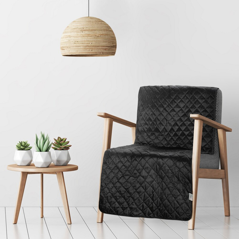 Narzuta na fotel 70x160 cm LUXO 5 czarna pikowana do salonu