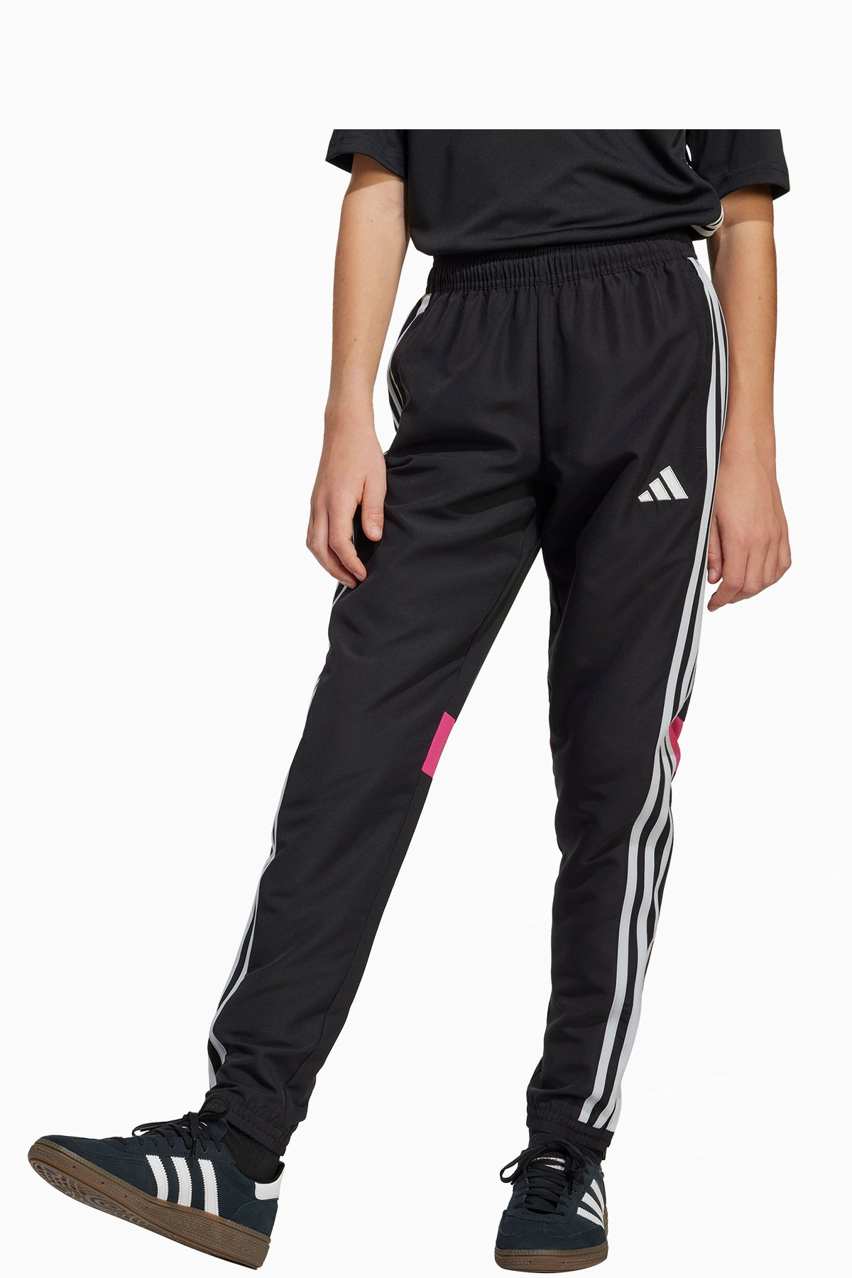 Spodnie adidas Tiro 25 Woven Junior - Czarny