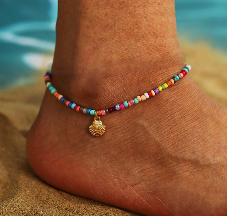 Bransoletka na nogę koraliki z muszelka C06