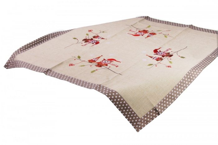 Świąteczny obrus haftowany NIKO rozmiar 85x85 wzór 2491