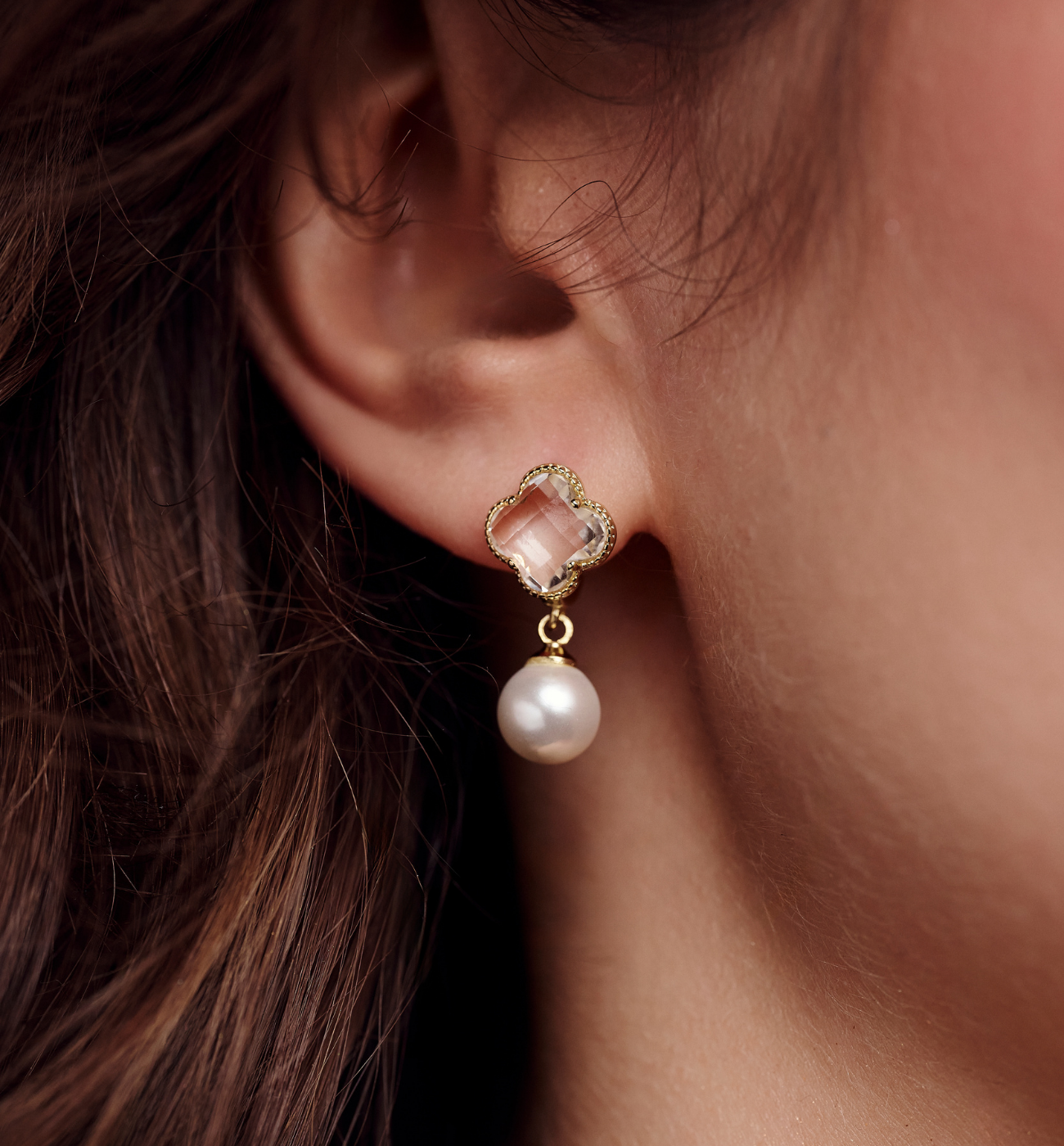 Kolczyki z kryształową koniczyną i perłą - By Dziubeka