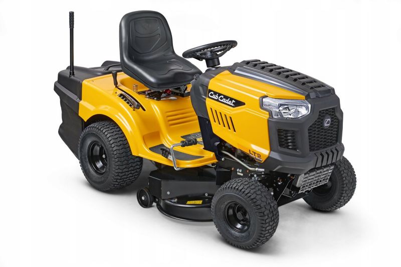 Traktorek Spalinowy Cub Cadet 92 cm Thorx 439 cm3 Automat 240 L 1 szt.