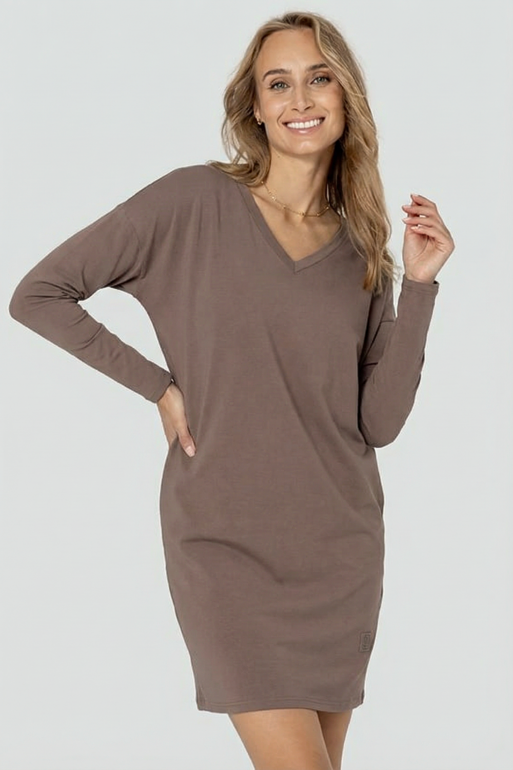 Lillow - Dzianinowa SUKIENKA w serek JANET - cappucino - Materiał bawełna - Uszyto w Polsce