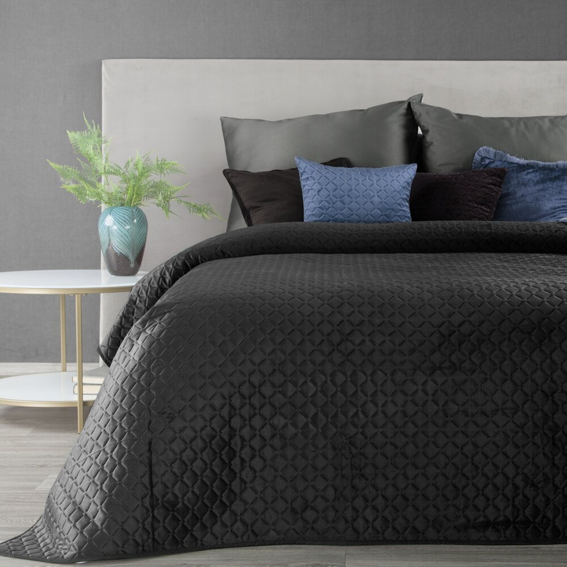 Czarna narzuta na łóżko 200x220 cm DOLCE dwustronna welwetowa