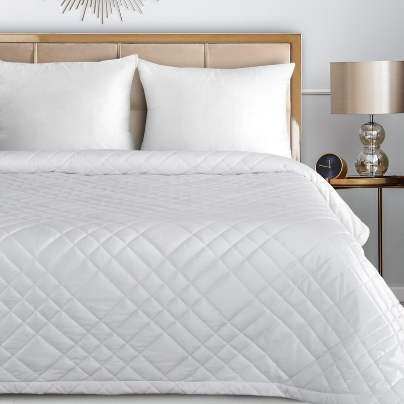 Narzuta na łóżko 170x210 cm RIVERA 6 biała z przeszyciami