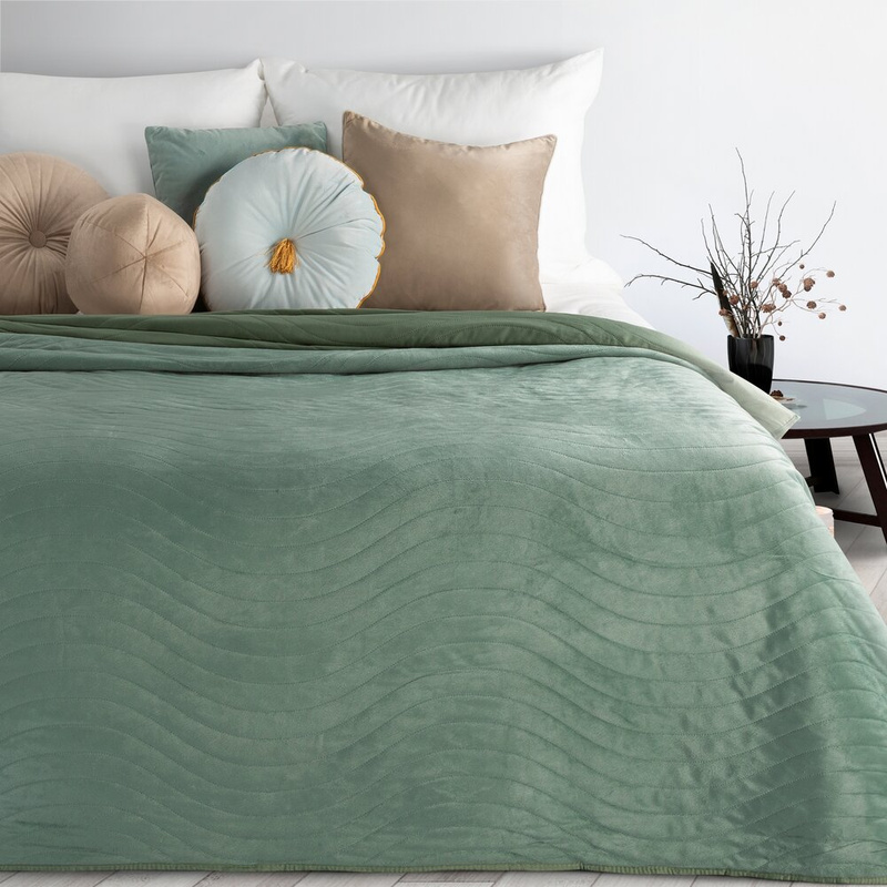 Narzuta na łóżko 200x220 cm LUXO 10 zielona z tłoczonym wzorem