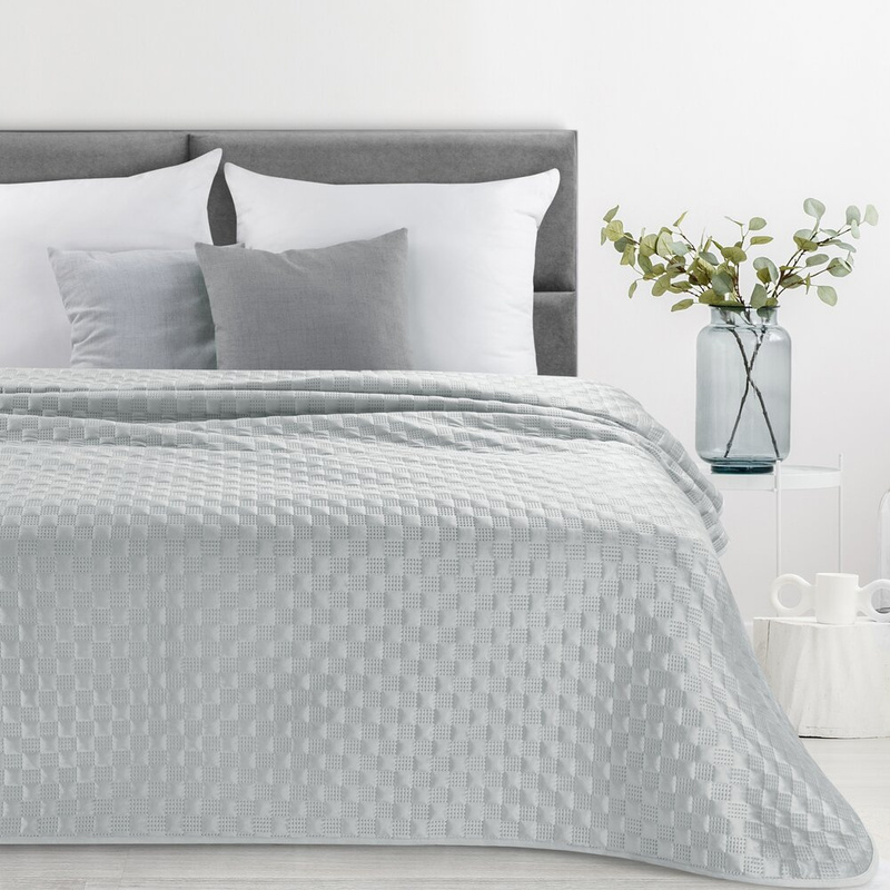 Narzuta na łóżko 170x210 cm SOFFIE 4 srebrna wytłaczany wzór