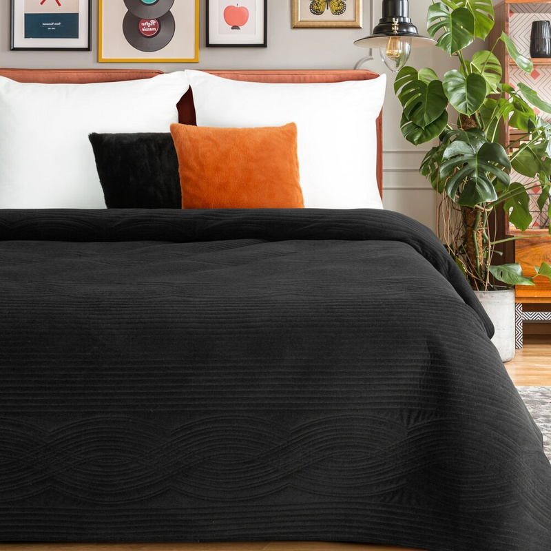 Czarna narzuta welwetowa 170x210 cm VENEZIA ze wzorem na łóżko