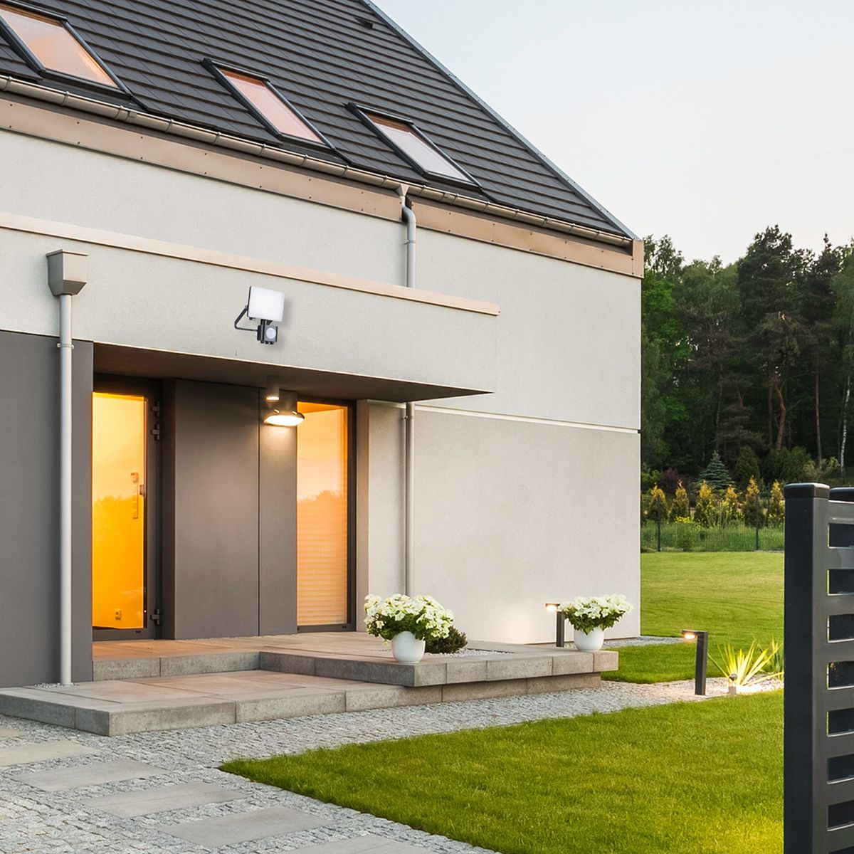 Milagro LED naświetlacz 10 W EKN9017