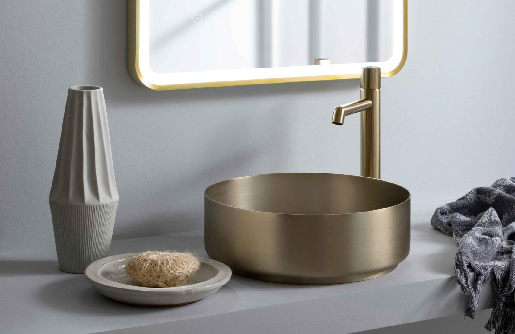 JTP Evo bateria umywalkowa stojąca złota 63009BBR