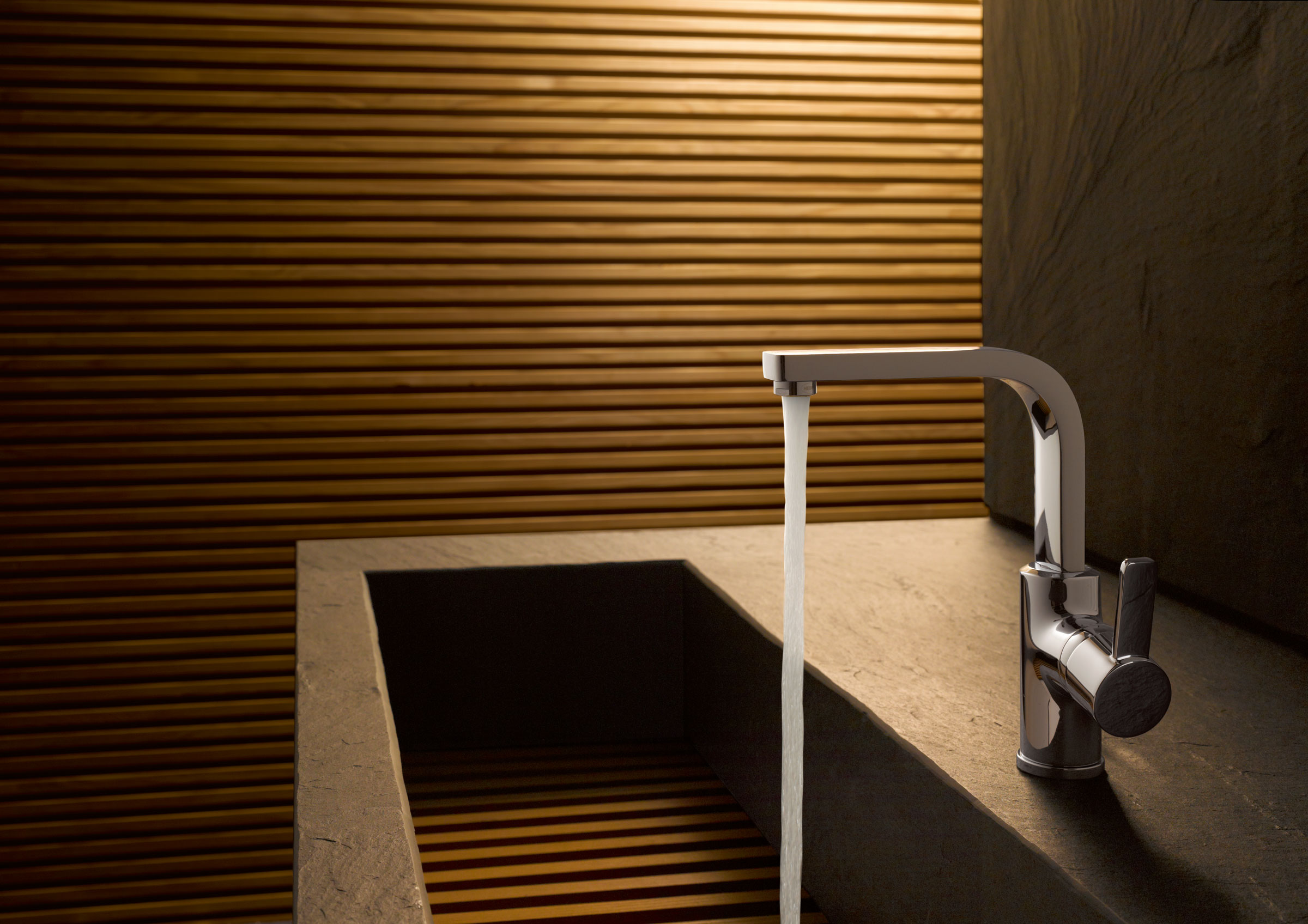 Kludi Zenta bateria umywalkowa stojąca chrom 420260575